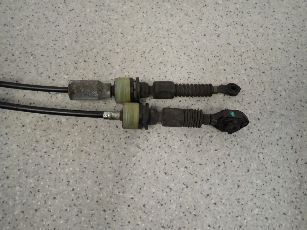 SUZUKI SPLASH 1.3 DDDIS DIESEL 08- LINKI ZMIANY BIEGÓW MANUAL 8/11