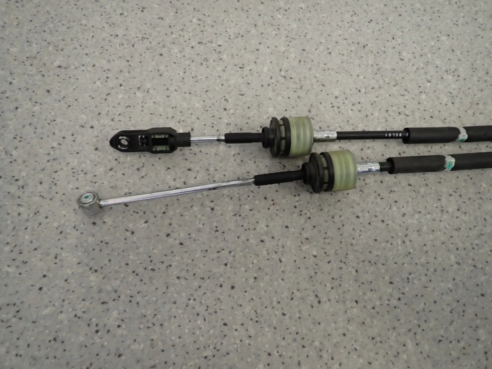 SUZUKI SPLASH 1.3 DDDIS DIESEL 08- LINKI ZMIANY BIEGÓW MANUAL 9/11