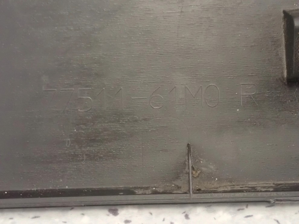 SUZUKI SX4 S-CROSS 13-21 LISTWA DRZWIPRZEDNIA PRAWA 7/7