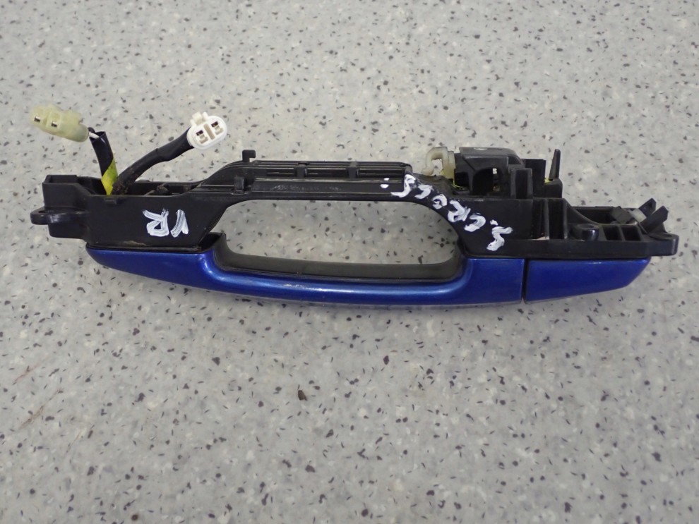 SUZUKI SX4 S-CROSS 13-21 KLAMKA DRZWI PRZEDNICHH PRAWYCH ZUM 4/5