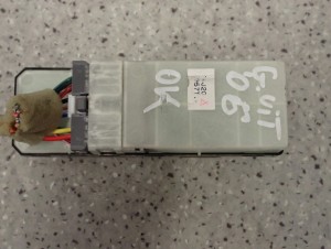 GRAND VITARA II 06 - PANEL STEROWANIA SZYBAMI LEWY 4 SZYBY 6/6 MINIATURA