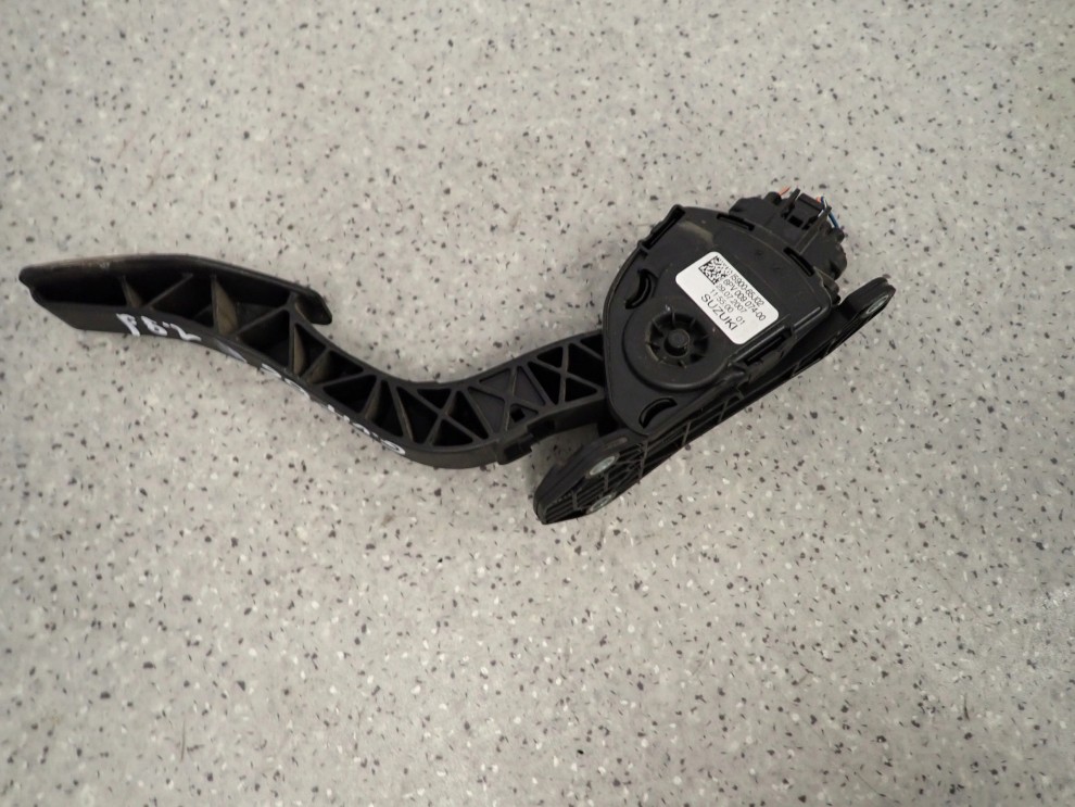 GRAND VITARA II 06- PEDAŁ GAZU EUROPA 15900-65J02 1/8