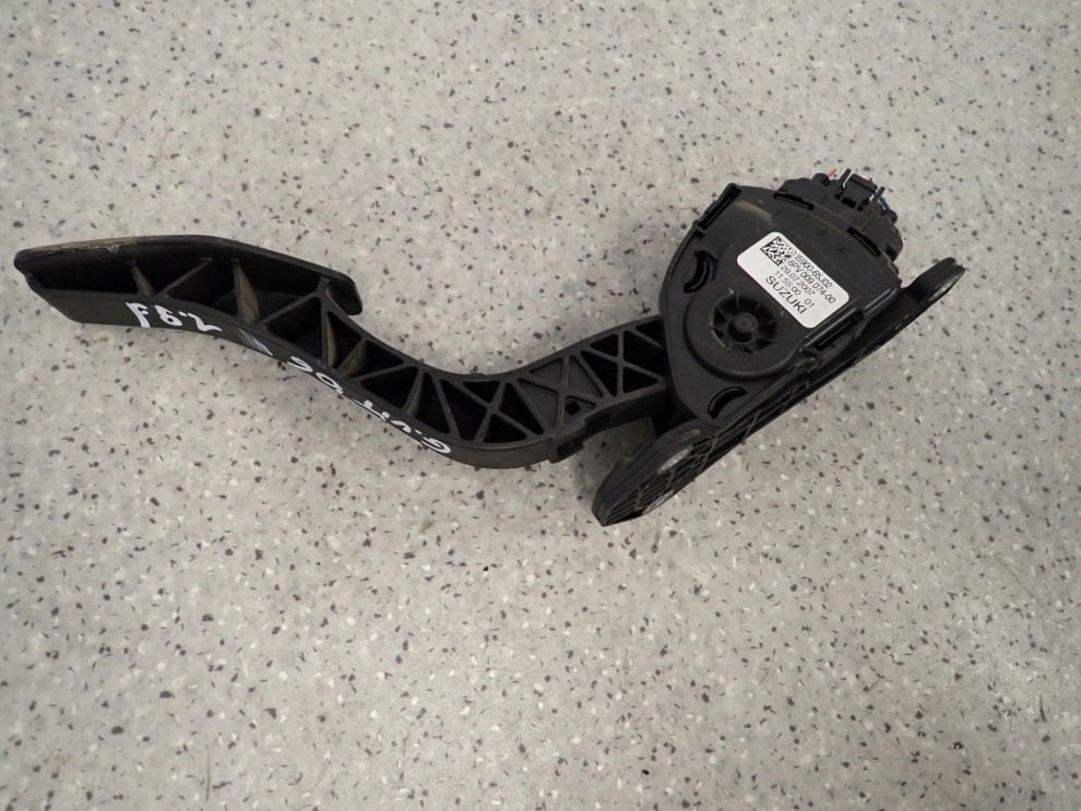 GRAND VITARA II 06- PEDAŁ GAZU EUROPA 15900-65J02 2/8