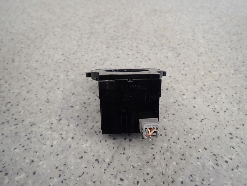 SUZUKI SWIFT MK7 10- CZUJNIK KĄTA SKRĘTU 2/6