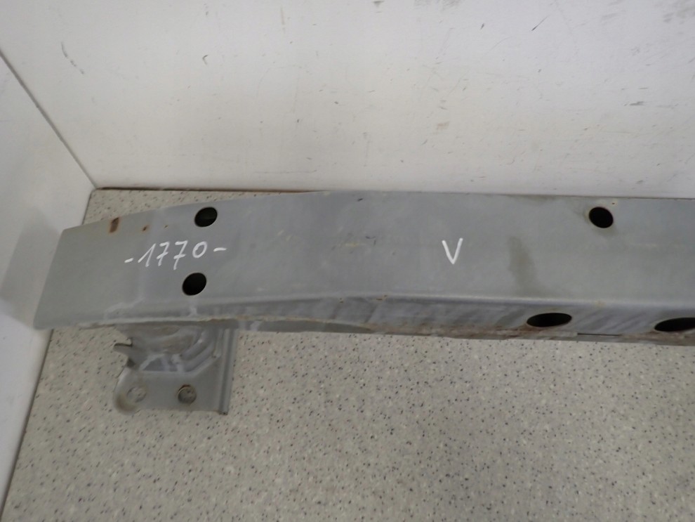 TOYOTA AVENSIS T25 02- BELKA ZDERZAKA PRZEDNIEGO PRZÓD 3/7