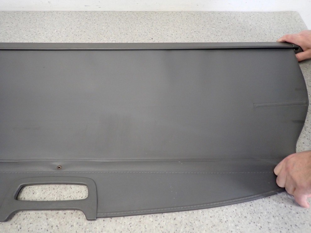 HYUNDAI SANTA FE I 01- ROLETA BAGAŻNIKA 3/8