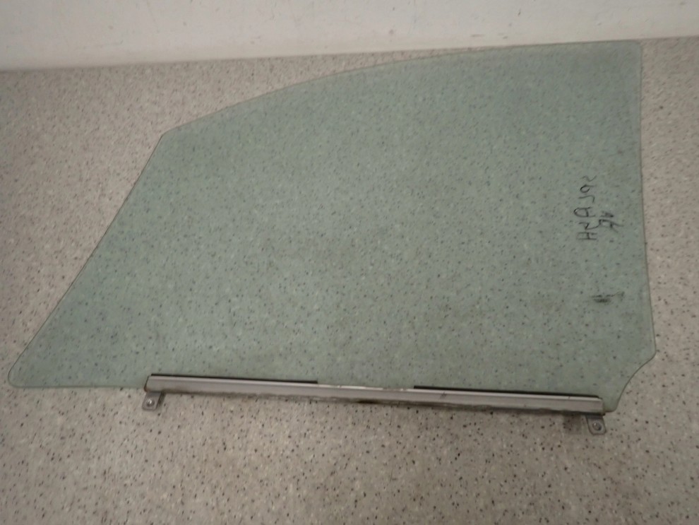 SUZUKI SPLASH 08-14 SZYBA DRZWI PRZEDNIA LEWA 4/4