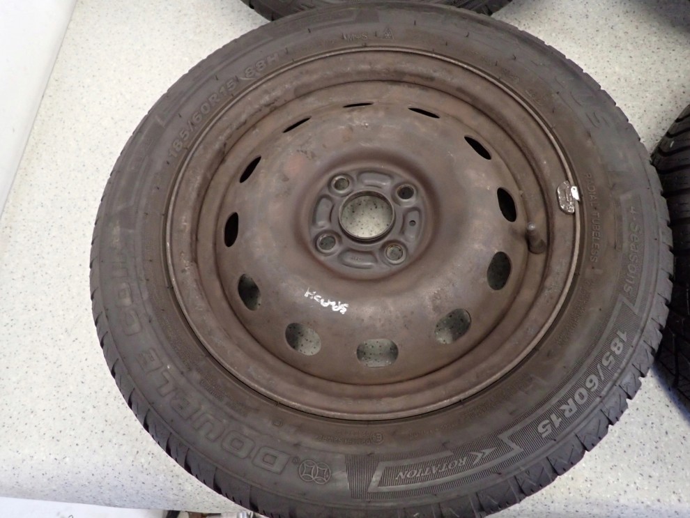 SUZUKI SPLASH 08- KOŁA OPONY CAŁOROCZNE KOMPLET 15x5.5J 4x100 ET50 2/10