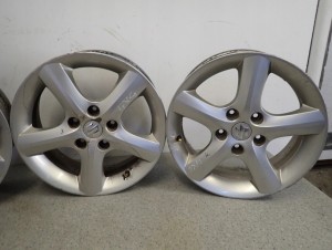 SUZUKI SX4 06- FELGI ALUMINIOWE ALUFELGI 16x6J ET50 3/11 MINIATURA