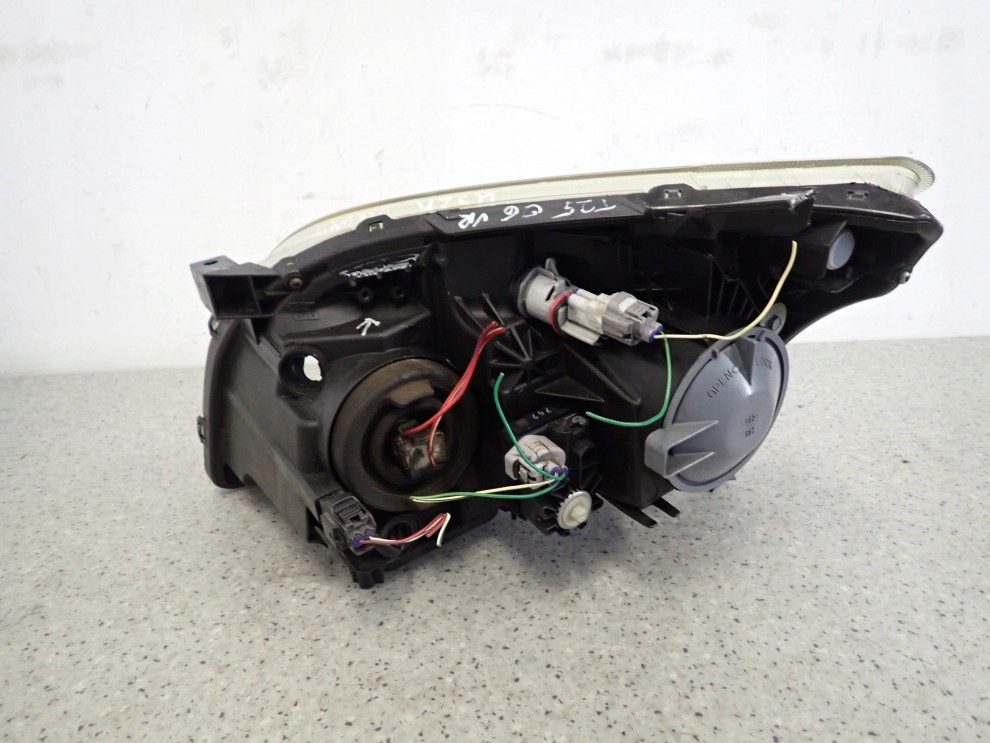 TOYOTA AVENSIS T25 06- REFLEKTOR PRAWY LAMPA PRZEDNIA PRAWA LIFT 15/16