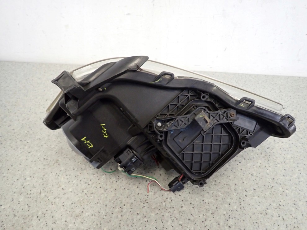 TOYOTA AVENSIS T25 06- REFLEKTOR PRAWY LAMPA PRZEDNIA PRAWA LIFT 16/16