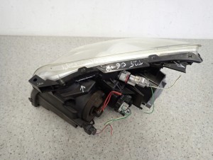 TOYOTA AVENSIS T25 06- REFLEKTOR PRAWY LAMPA PRZEDNIA PRAWA LIFT 10/16 MINIATURA