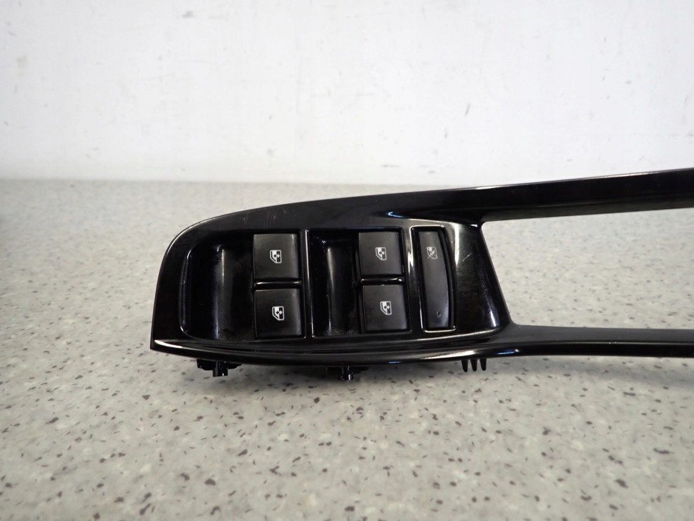 CHEVROLET ORLANDO 10- PANEL STEROWANIA SZYB PRZEDNI LEWY 2/6