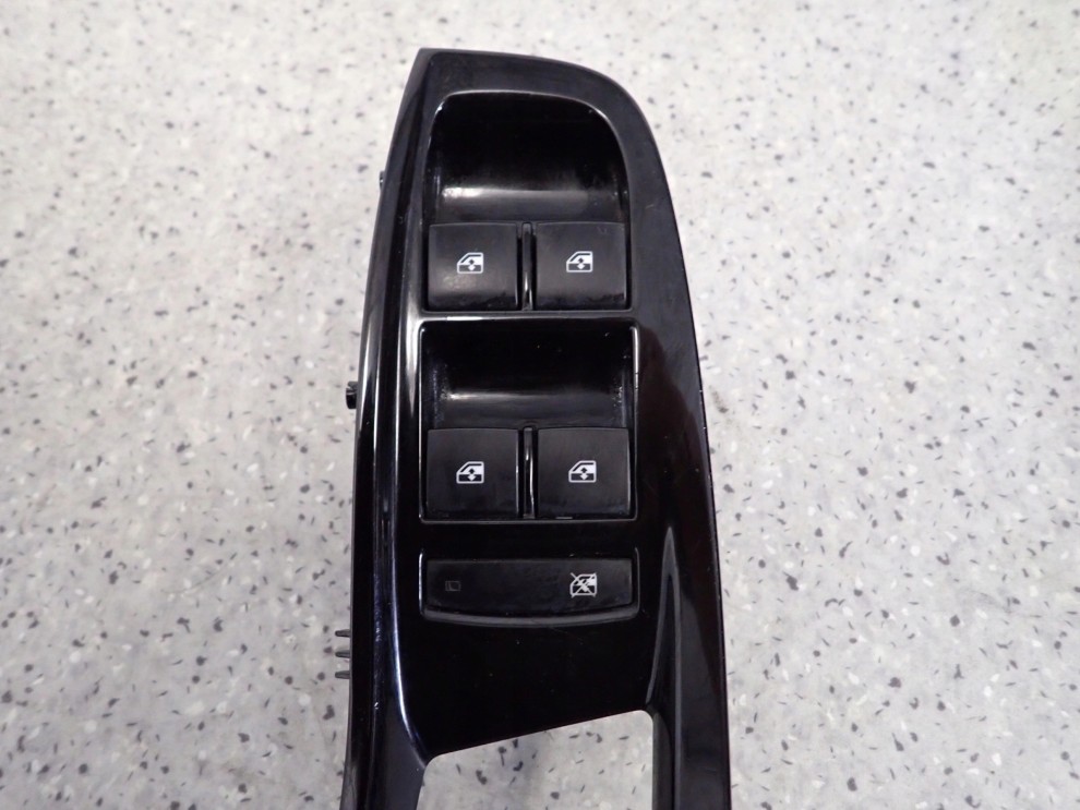 CHEVROLET ORLANDO 10- PANEL STEROWANIA SZYB PRZEDNI LEWY 4/6