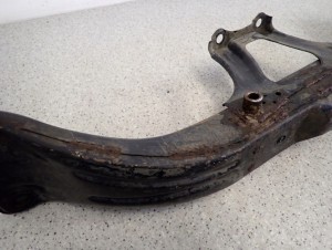 TOYOTA CELICA VI 94-99 BELKA TYLNA ZAWIESZENIA 8/9 MINIATURA