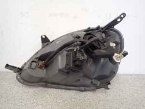 TOYOTA YARIS I FR 03- LAMPA PRZEDNIA PRAWA REFLEKTOR 10/16 MINIATURA