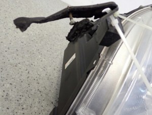 TOYOTA AVENSIS T25 03-05 REFLEKTOR LAMPA PRZEDNIA LEWA 7/10 MINIATURA