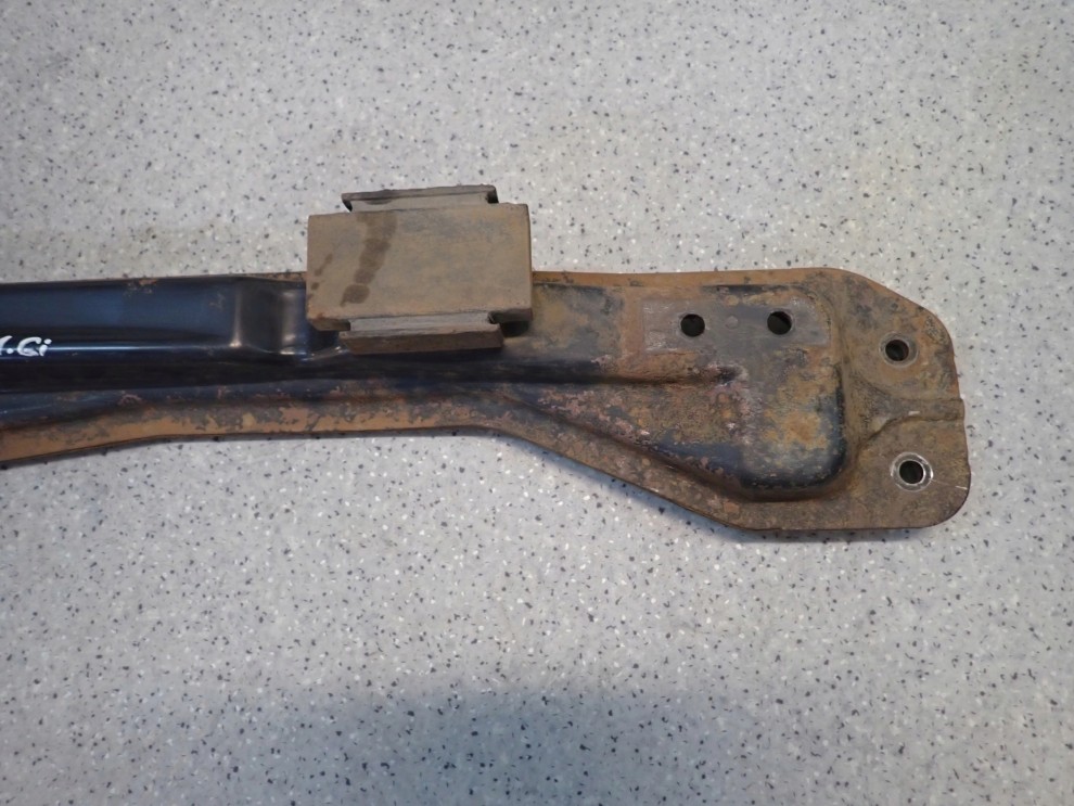 SUZUKI SX4 SEDICI 2WD BENZYNA 06-12 SANKI BELKA ZAWIESZENIA PRZEDNIEGO WZDŁ 3/7