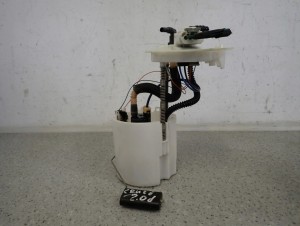 CHEVROLET CRUZE 2.0 DIESEL 08- POMPA PALIWA CZUJNIK POZIOMU 1/4 MINIATURA