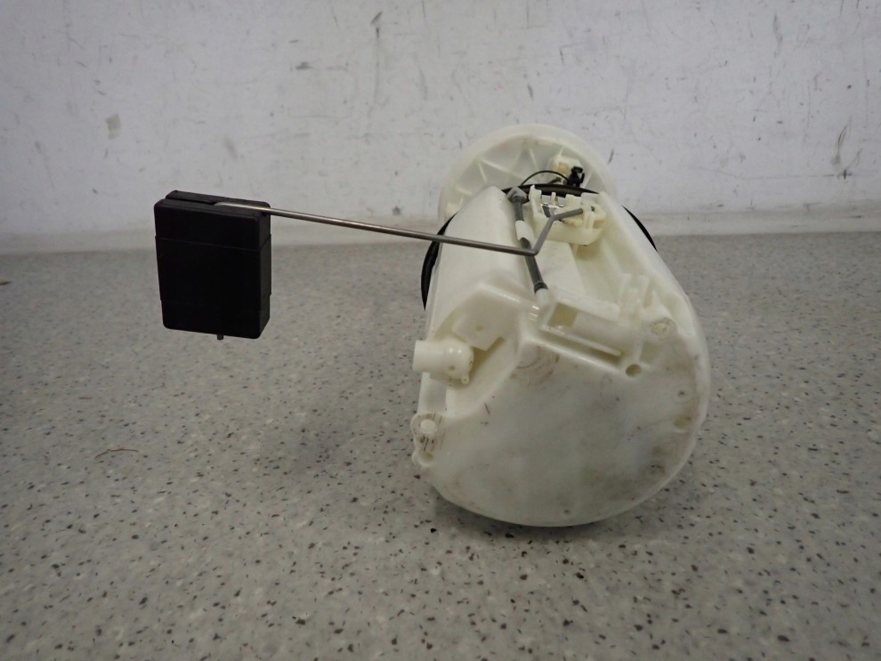 SUZUKI SX4 JP 1.6i 06-13 POMPA PALIWA CZUJNIK POZIOMU 4/5