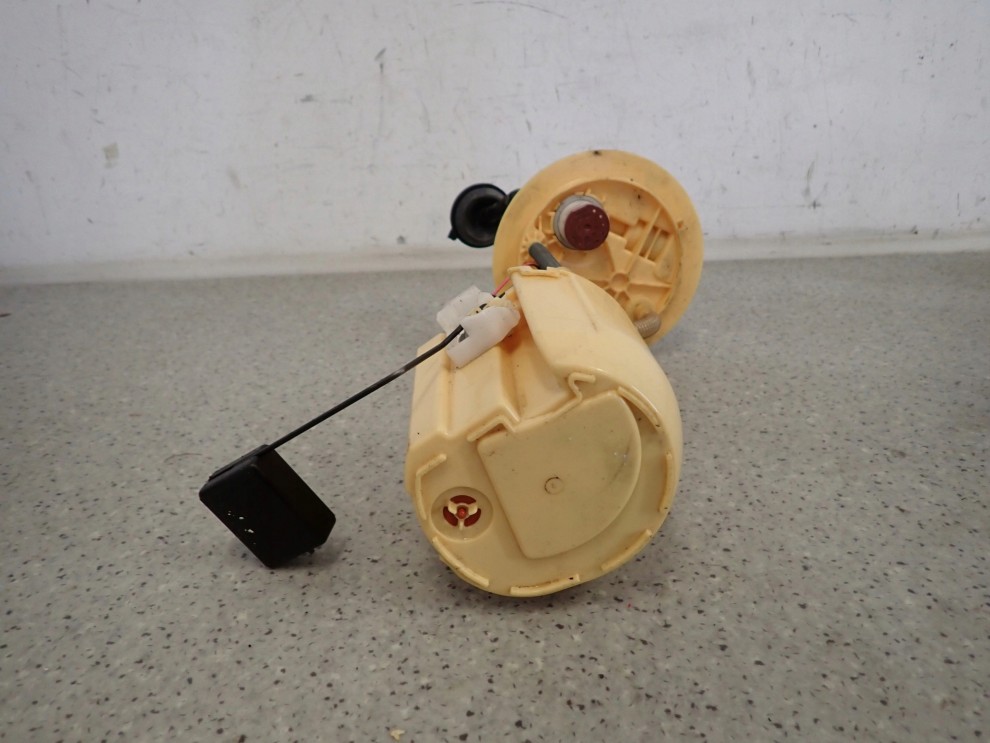 TOYOTA YARIS II 1.4 D4D 06-09 CZUJNIK POZIOMU PALIWA 5/5