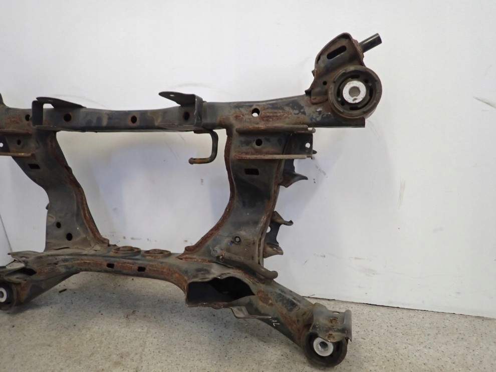 SUBARU IMPREZA III GH 07- BELKA ZAWIESZENIA TYŁ 6/7