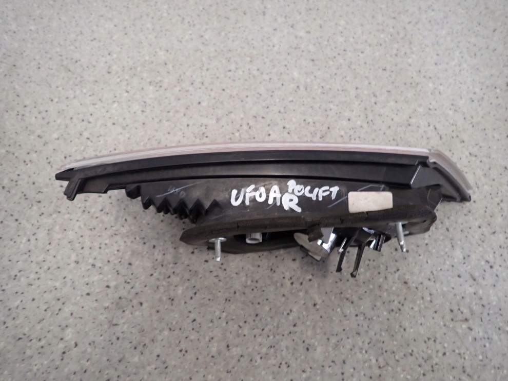 HONDA CIVIC UFO VIII LIFT 10-12 LAMPA TYLNA PRAWA WEWNĘTRZNA 7/9