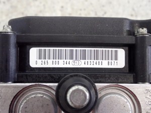 LEGACY OUTBACK 03- 2.5 POMPA ABS STEROWNIK 2/7 MINIATURA