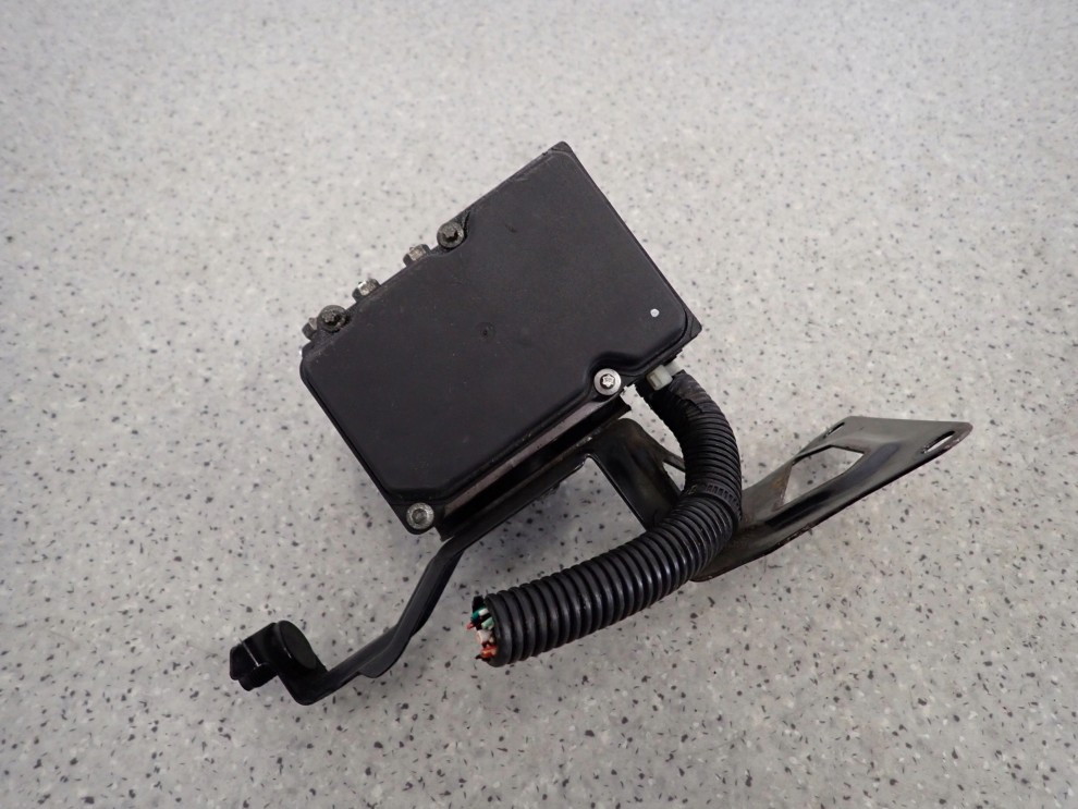 SUBARU FORESTER II 2.0i 02-07 POMPA ABS 5/5