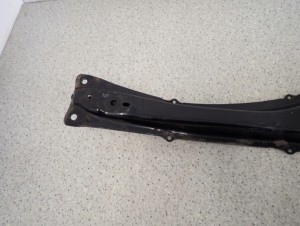 TOYOTA AVENSIS VERSO 01- BELKA WZDŁUŻNA SILNIKA 6/6 MINIATURA