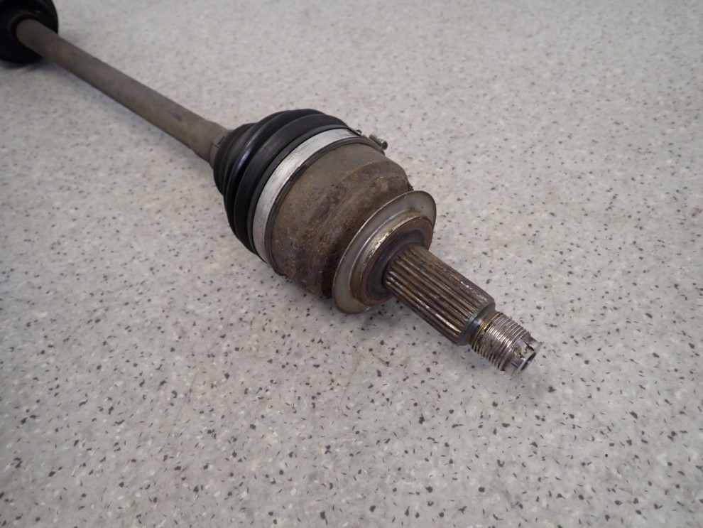 SUBARU IMPREZA III GH 07- 2.0D PÓŁOŚ PRZEDNIA LEWA 2/6