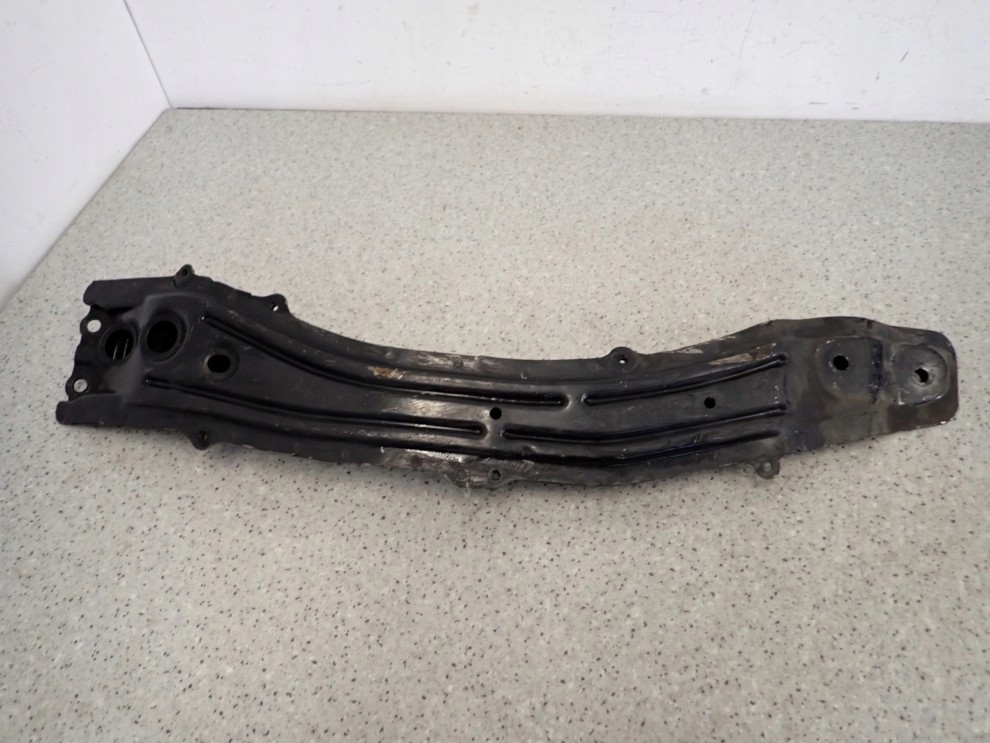 TOYOTA RAV 4 I 94-99 BELKA WZDŁUŻNA SILNIKA 5/7