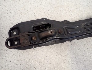 TOYOTA COROLLA 97-02 E11 SANKI BELKA WZDŁUŻNA 6/7 MINIATURA