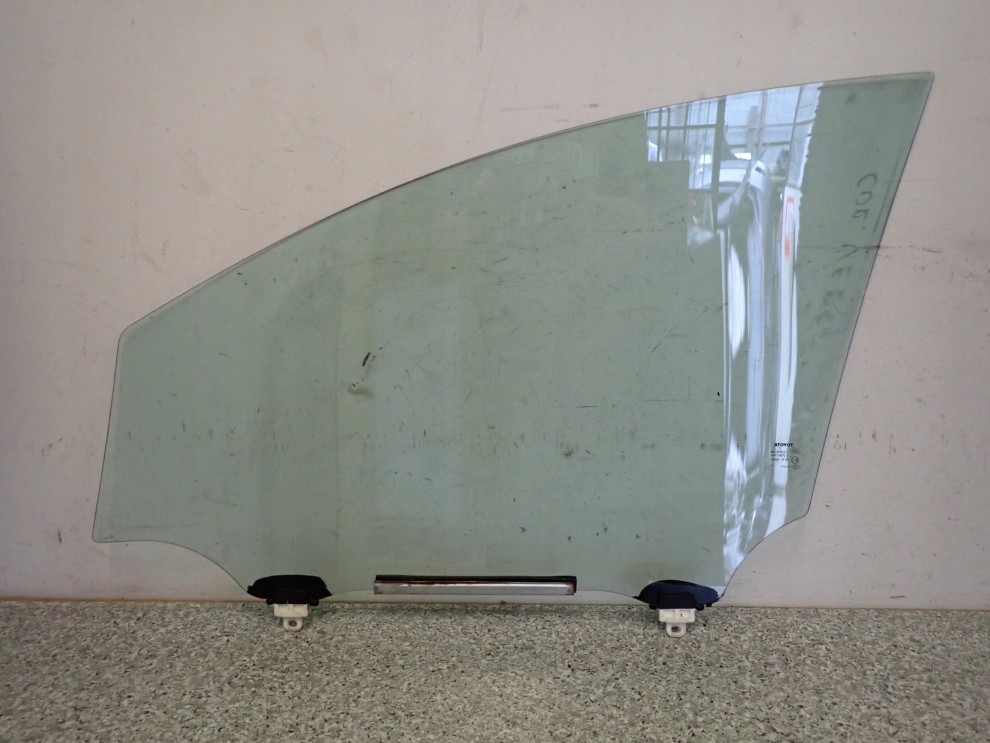 TOYOTA COROLLA VERSO 04-09 SZYBA DRZWI PRZEDNIA PRAWA 2/2