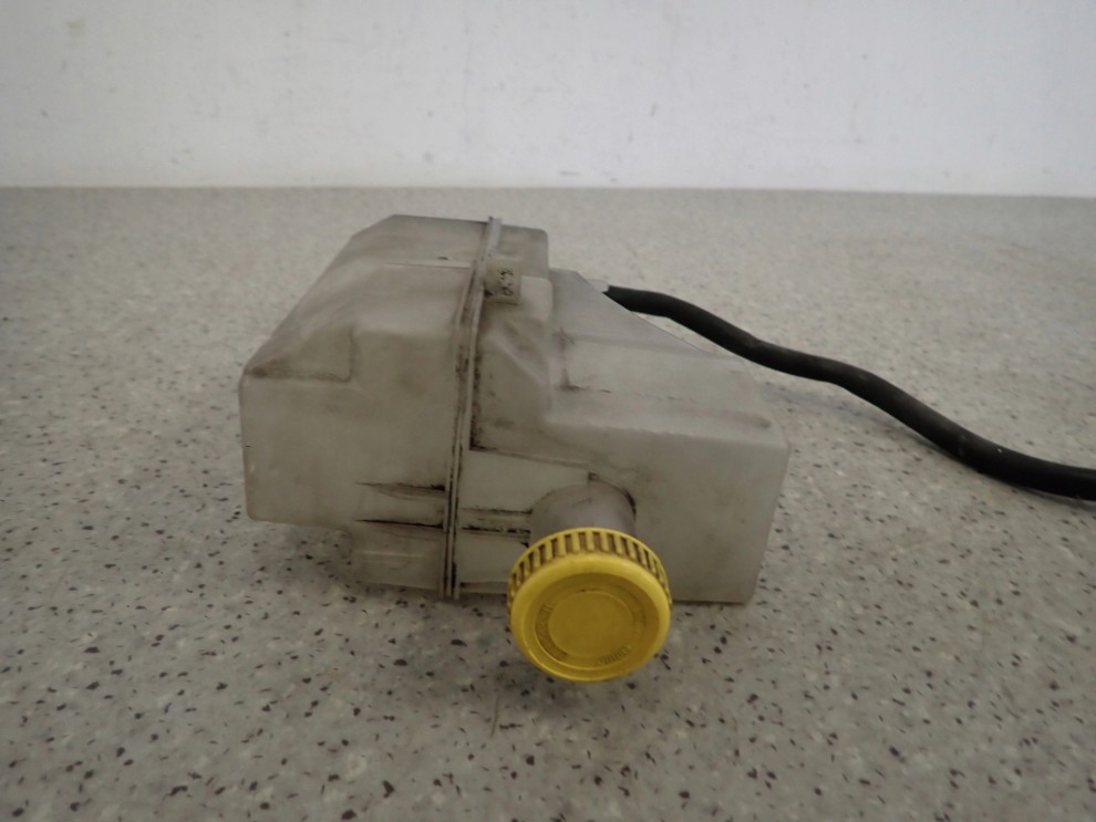 NISSAN NOTE E11 MICRA K12 1.2i 1.4i 06-12 ZBIORNICZEK WYRÓWNAWCZY 4/6