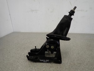 TOYOTA YARIS II 6B 09-12 LEWAREK DŹWIGNIA ZMIANY BIEGÓW 1/8 MINIATURA