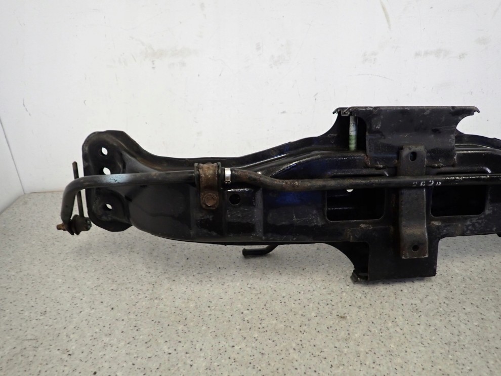 MAZDA PREMACY 323 BJ 98-03 BELKA ZAWIESZENIA TYŁ 4/8