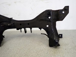 KIA CARENS II 2.0D 02-06 BELKA ZAWIESZENIA PRZEDNIEGO SANKI 7/11 MINIATURA