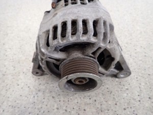 TOYOTA AURIS 1.4i 06-09 ALTERNATOR 7/8 MINIATURA