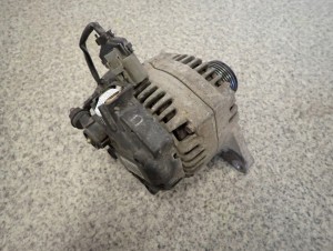 HYUNDAI GETZ ACCENT MATRIX 1.5 CRDI 06- ALTERNATOR 5/6 MINIATURA