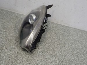 HONDA CIVIC VII 04- LAMPA PRZEDNIA PRAWA REFLEKTOR 5/10 MINIATURA