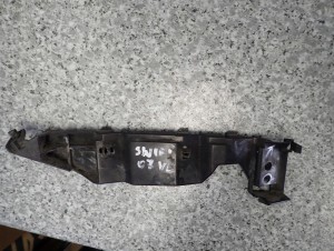 SUZUKI SWIFT 04- ŚLIZG ZDERZAKA PRZEDNI LEWY 6/7 MINIATURA