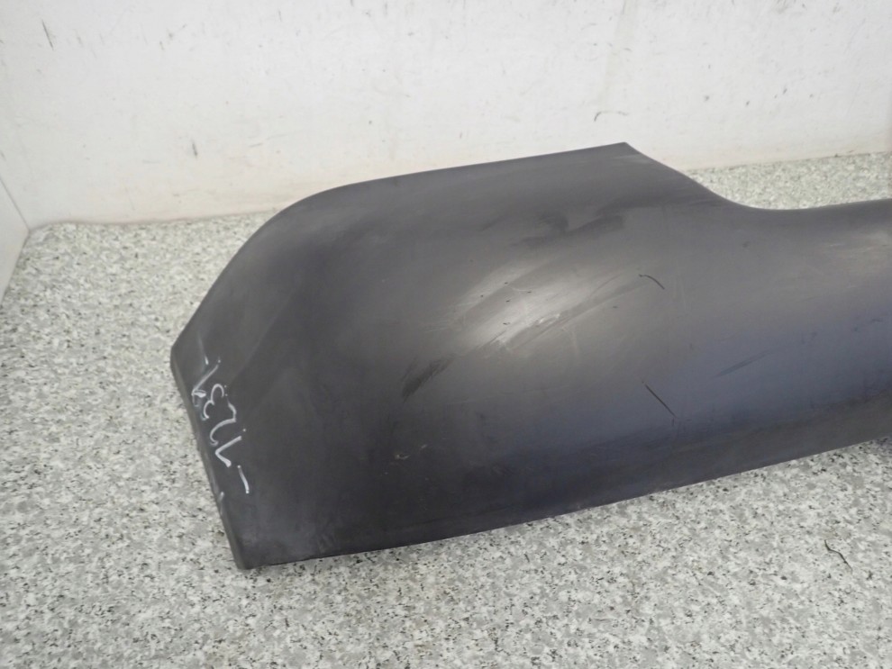 TOYOTA YARIS I JP 99-02 ZDERZAK TYLNY 4/7