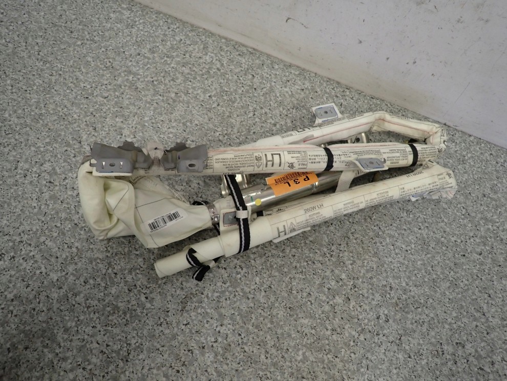 TOYOTA COROLLA VERSO II 2004- KURTYNA LEWA 4/6