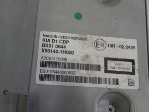 KIA CEED 06-12 RADIO CD RADIOODTWARZACZ 4/6 MINIATURA