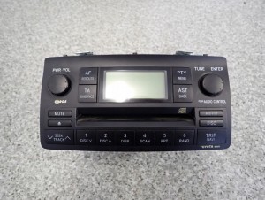 TOYOTA COROLLA E12 04-07 RADIO CD RADIOODTWARZACZ 2/5 MINIATURA