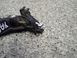 TOYOTA YARIS I 99-05 ŚLIZG ZDERZAKA PRZEDNI LEWY 6/7 MINIATURA