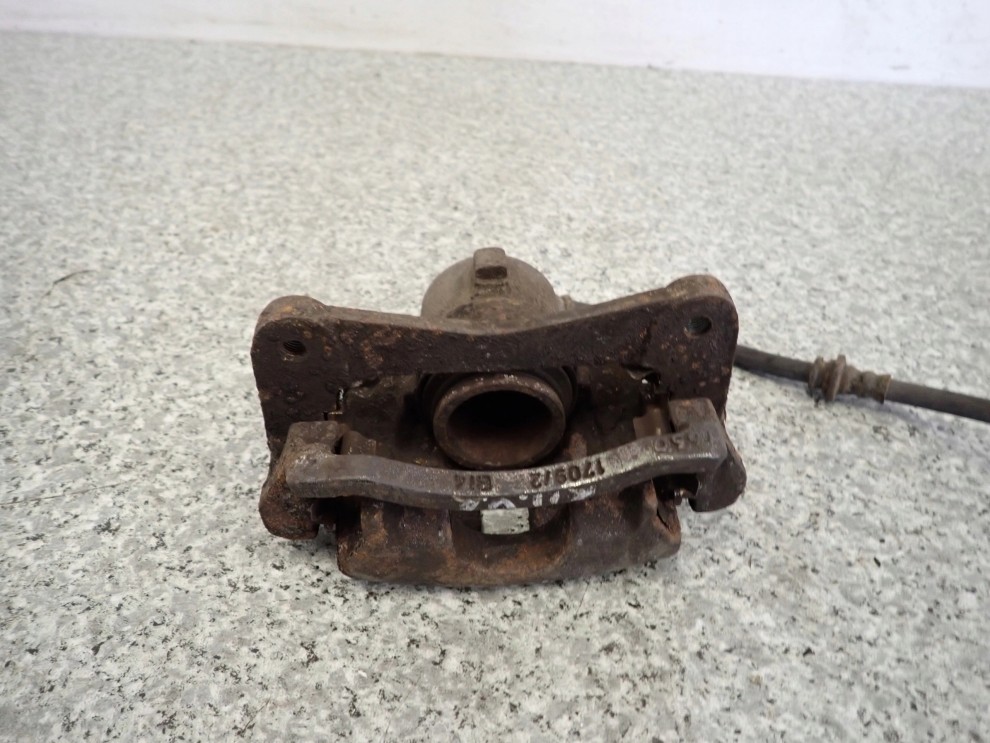 NISSAN MICRA K11 92-02 ZACISK HAMULCOWY PRZEDNI PRAWY 4/6