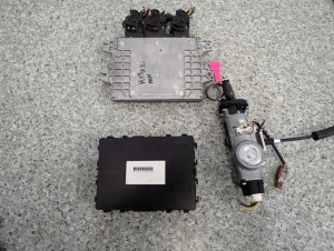 NISSAN MICRA K13 1.2i 10- ZESTAW STARTOWY KOMPUTER STACYJKA AUTOMAT 8/8 MINIATURA