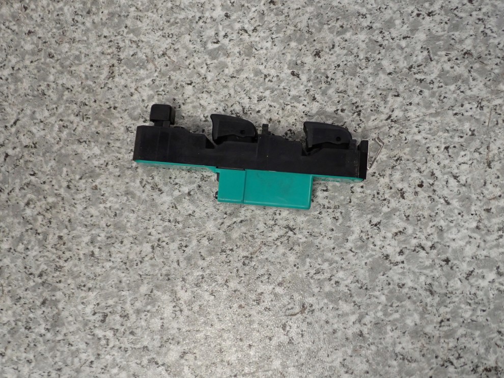 SUZUKI IGNIS 00-03 PANEL SZYB 2 SZYBY PRZEŁĄCZNIK 1/7
